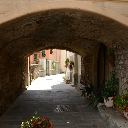 Antico Borgo Apartment Brugnato Exterior photo
